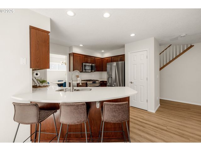 4811 Sw ORCHARD Ln, Portland, OR 97219