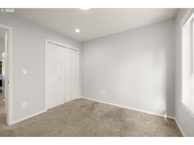 4811 Sw ORCHARD Ln, Portland, OR 97219