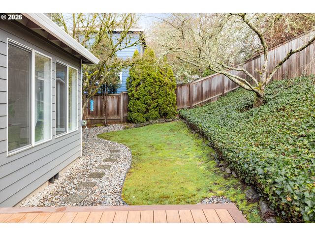4811 Sw ORCHARD Ln, Portland, OR 97219