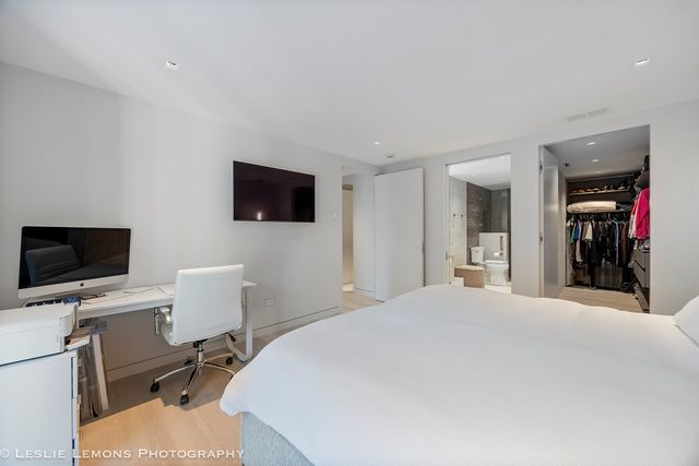 2 Oak Brook Club Drive C303, Oak Brook, IL 60523