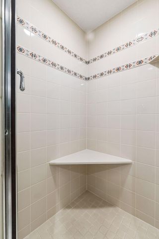 23 Scotch Pine Circle, Saint Paul, MN 55127