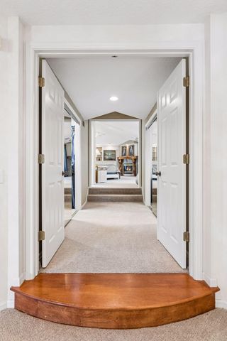 23 Scotch Pine Circle, Saint Paul, MN 55127