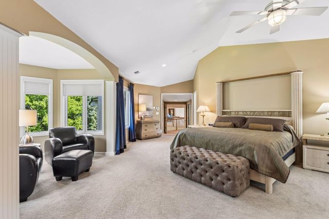 23 Scotch Pine Circle, Saint Paul, MN 55127