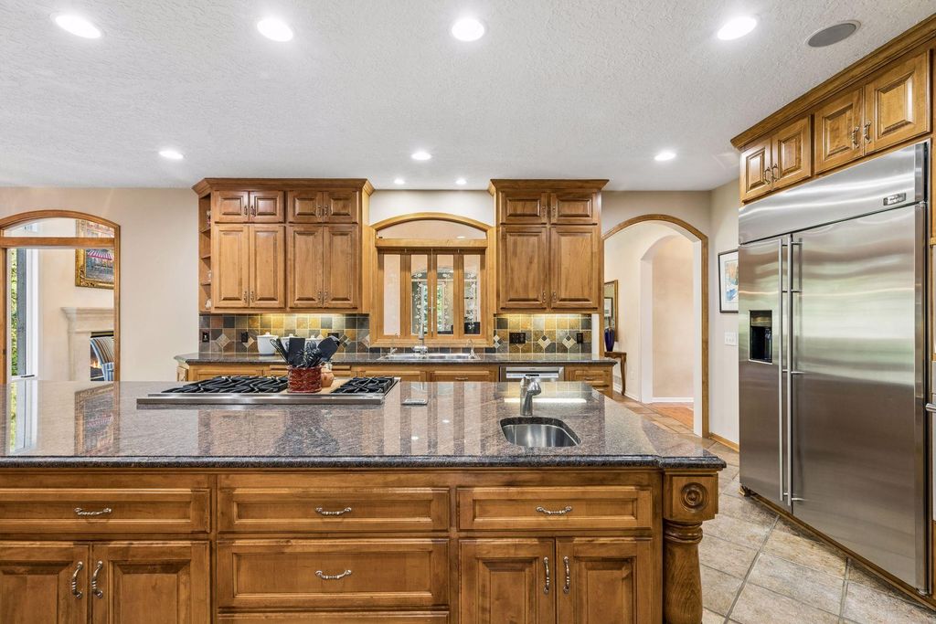 23 Scotch Pine Circle, North Oaks, MN 55127 — photo 5