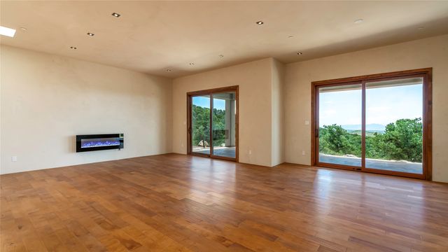 2704 Buffalo Lane, Santa Fe, NM 87501