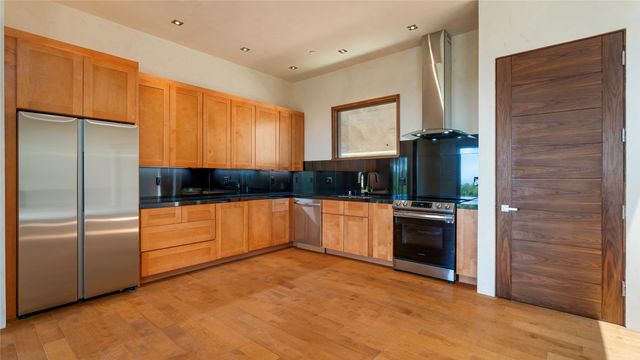 2704 Buffalo Lane, Santa Fe, NM 87501