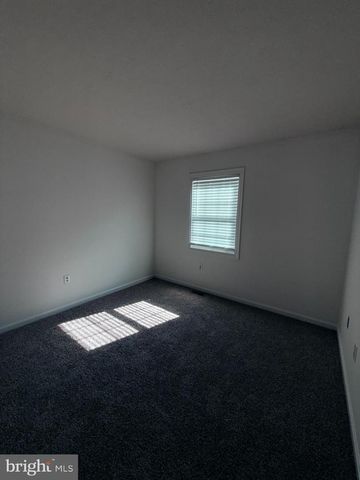 8915 GRANDHAVEN AVE, Upper Marlboro, MD 20772