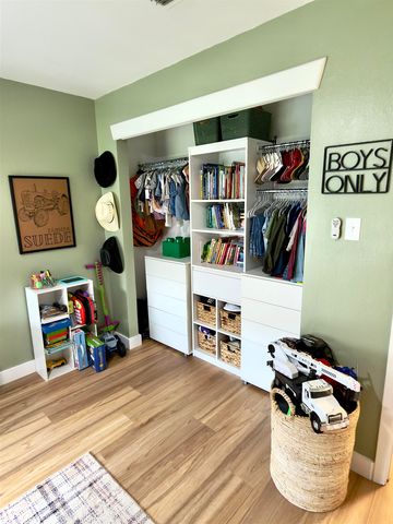 205 Yvonne Ln., Marshall, TX 75672