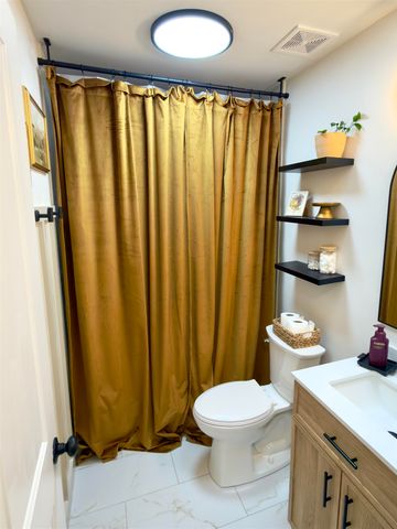 205 Yvonne Ln., Marshall, TX 75672