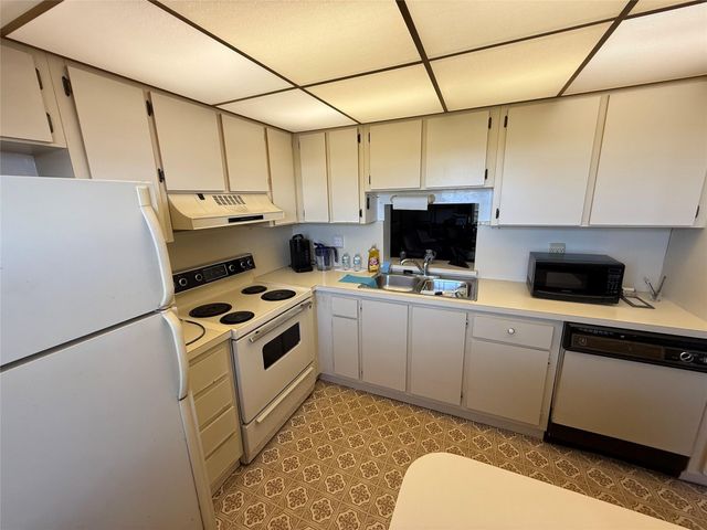 200 SE 5th Avenue 606, Dania Beach, FL 33004