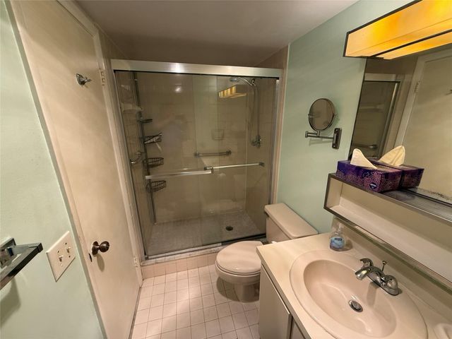 200 SE 5th Avenue 606, Dania Beach, FL 33004