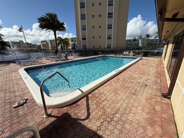 200 SE 5th Avenue 606, Dania Beach, FL 33004