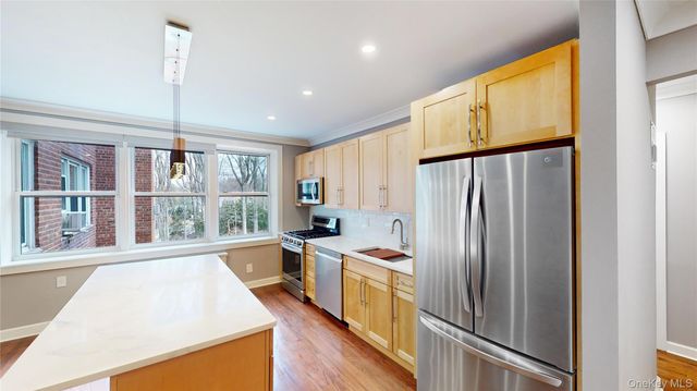 1133 Midland Avenue 3L, Bronxville, NY 10708