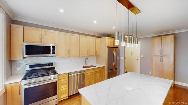 1133 Midland Avenue 3L, Bronxville, NY 10708