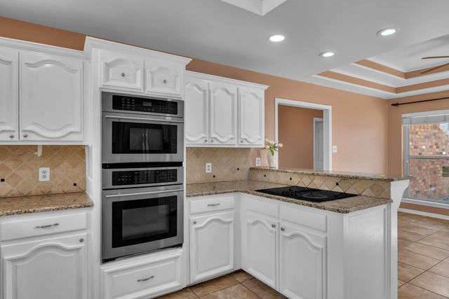 1218 Daffodil Ln., Longview, TX 75604