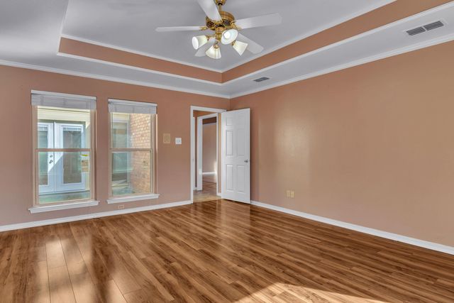 1218 Daffodil Ln., Longview, TX 75604