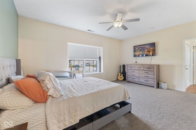 729 W Harriman Avenue, Bargersville, IN 46106