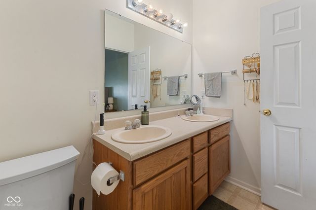 729 W Harriman Avenue, Bargersville, IN 46106