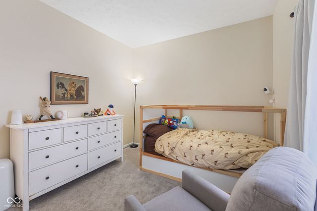 729 W Harriman Avenue, Bargersville, IN 46106