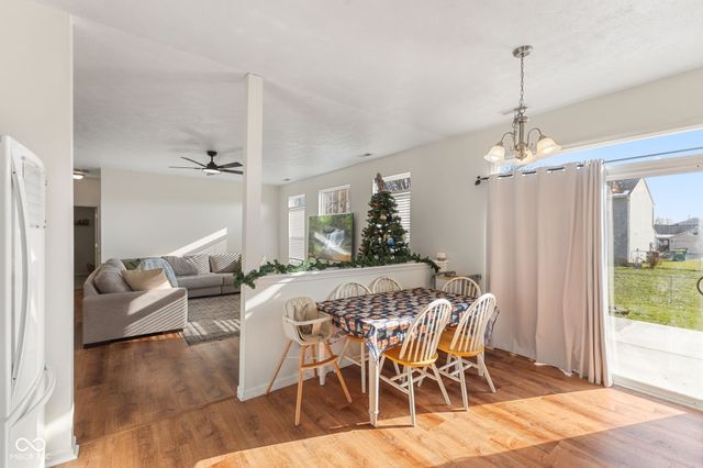 729 W Harriman Avenue, Bargersville, IN 46106