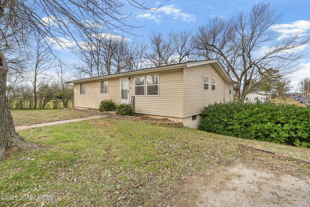 1503 S ROACHE STREET, California, MO 65018