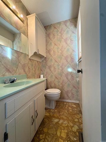 919 W Mueller, Paragould, AR 72450