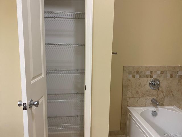 11 Nicole Court, Copiague, NY 11726