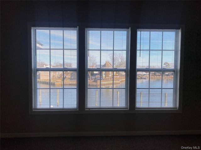 11 Nicole Court, Copiague, NY 11726