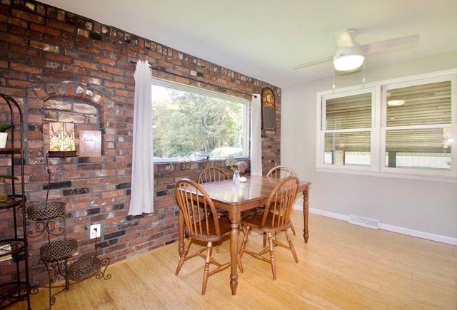 2 Barton St, Granby, MA 01033