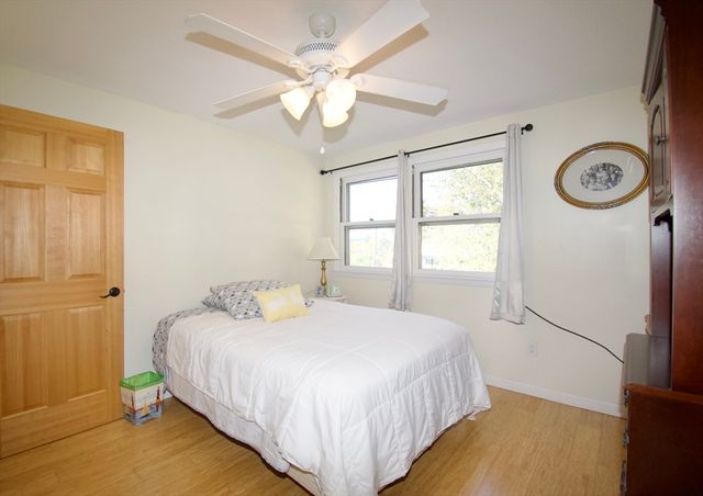 2 Barton St, Granby, MA 01033