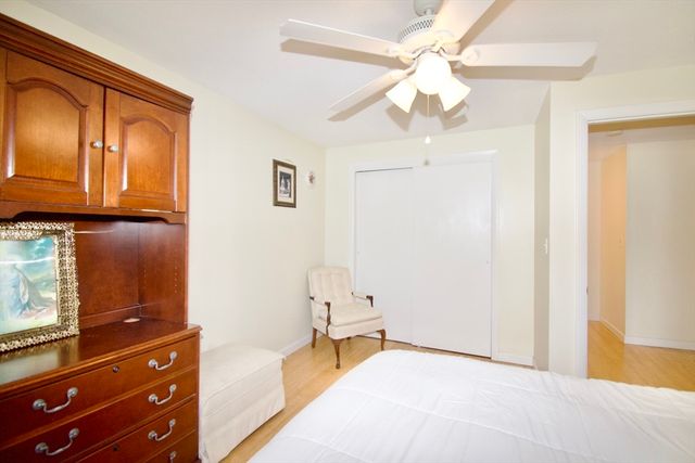 2 Barton St, Granby, MA 01033