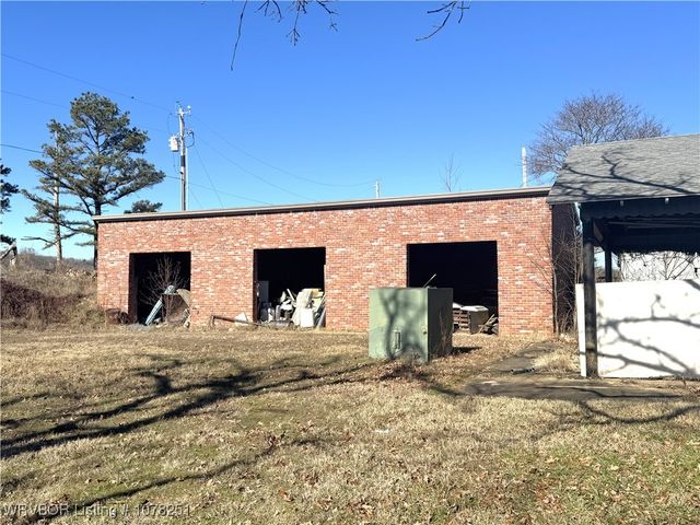 308 Highland Road, Roland, OK 74954