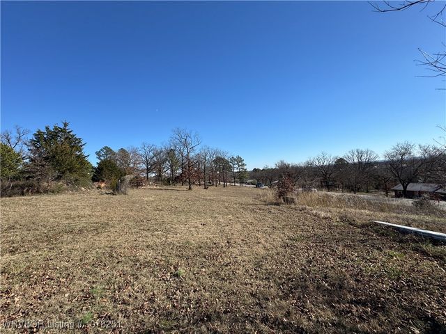 308 Highland Road, Roland, OK 74954