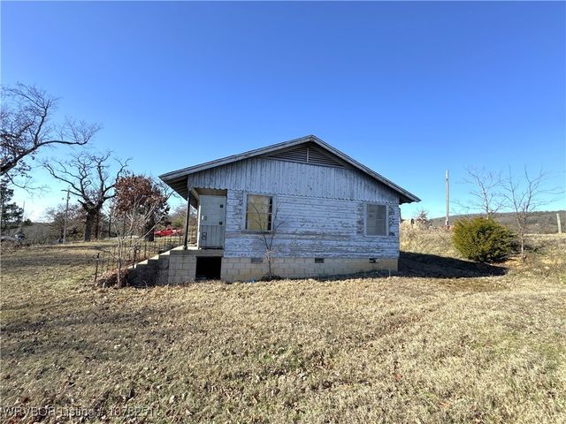 308 Highland Road, Roland, OK 74954
