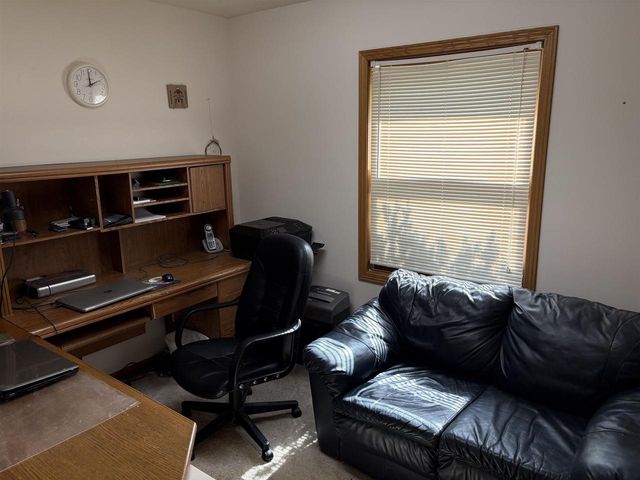 3956 COUNTY RD G, Oshkosh, WI 54904