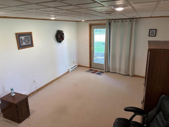 3956 COUNTY RD G, Oshkosh, WI 54904