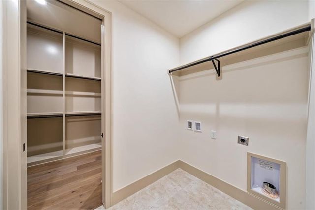 4012 NE Chapel Ridge Place, Lee's Summit, MO 64064