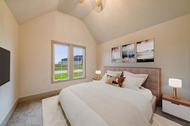 4012 NE Chapel Ridge Place, Lee's Summit, MO 64064