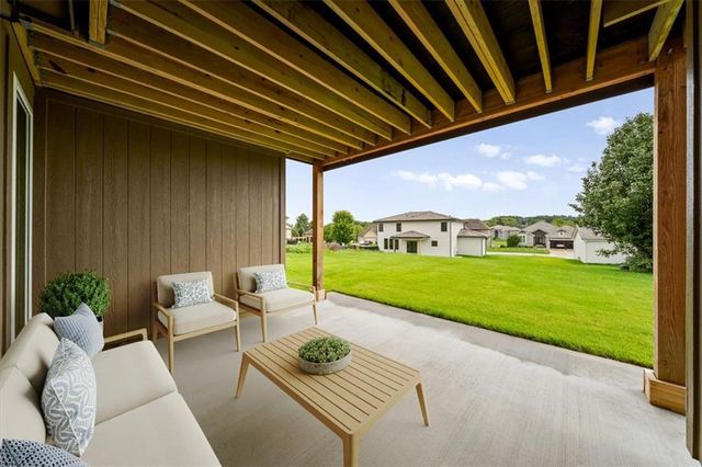 4012 NE Chapel Ridge Place, Lee's Summit, MO 64064