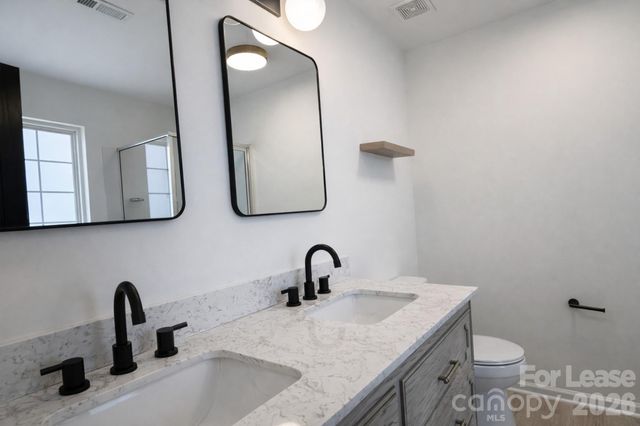 3707 Silver Ore Lane, Charlotte, NC 28216