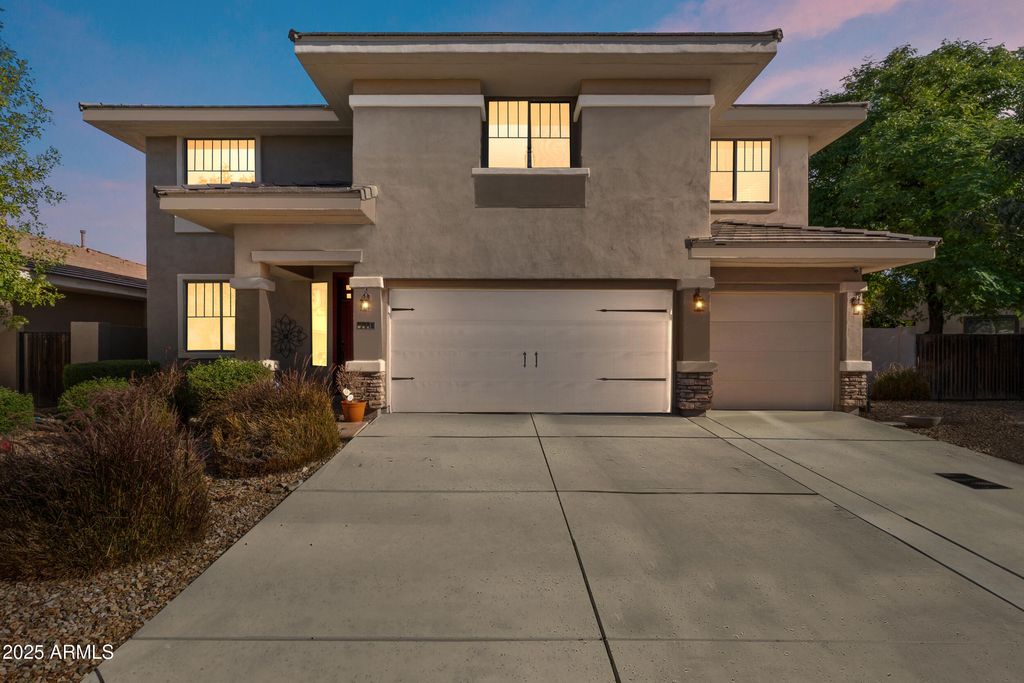 141 N 110TH Drive, Avondale, AZ 85323