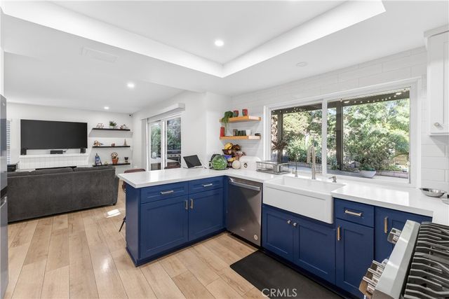 2004 Cumberland, West Covina, CA 91792