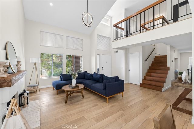 2004 Cumberland, West Covina, CA 91792