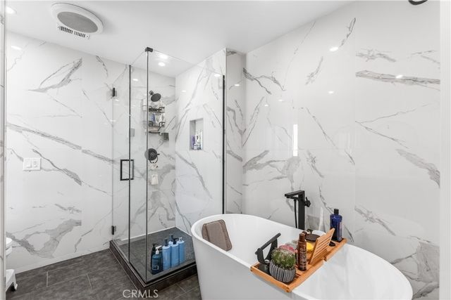 2004 Cumberland, West Covina, CA 91792