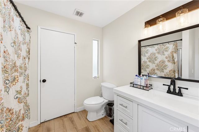 2004 Cumberland, West Covina, CA 91792