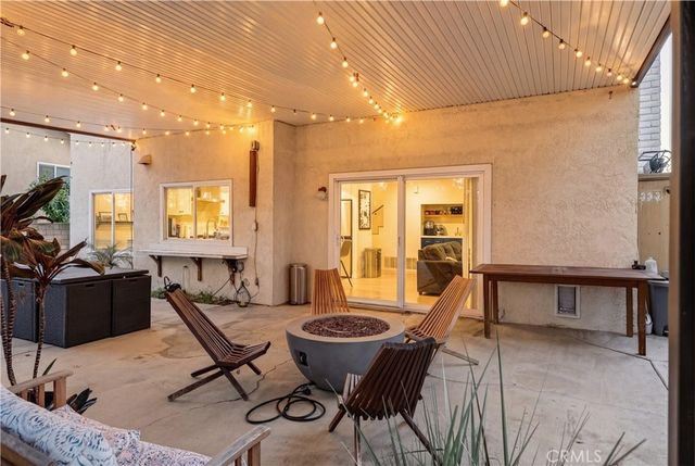 2004 Cumberland, West Covina, CA 91792