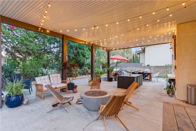 2004 Cumberland, West Covina, CA 91792