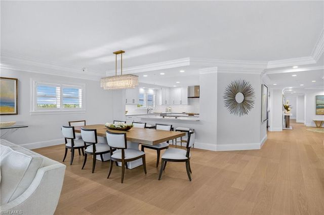 2549 W Gulf DR # 206, Sanibel, FL 33957