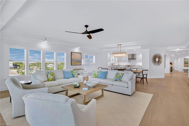 2549 W Gulf DR # 206, Sanibel, FL 33957