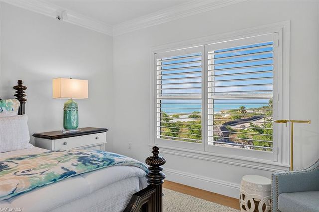 2549 W Gulf DR # 206, Sanibel, FL 33957